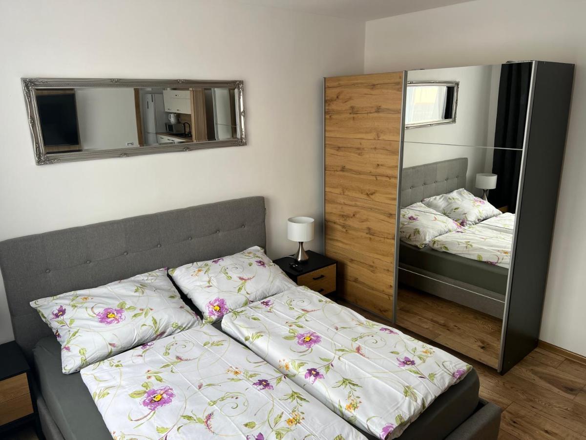 Apartment U Jelena 3 *